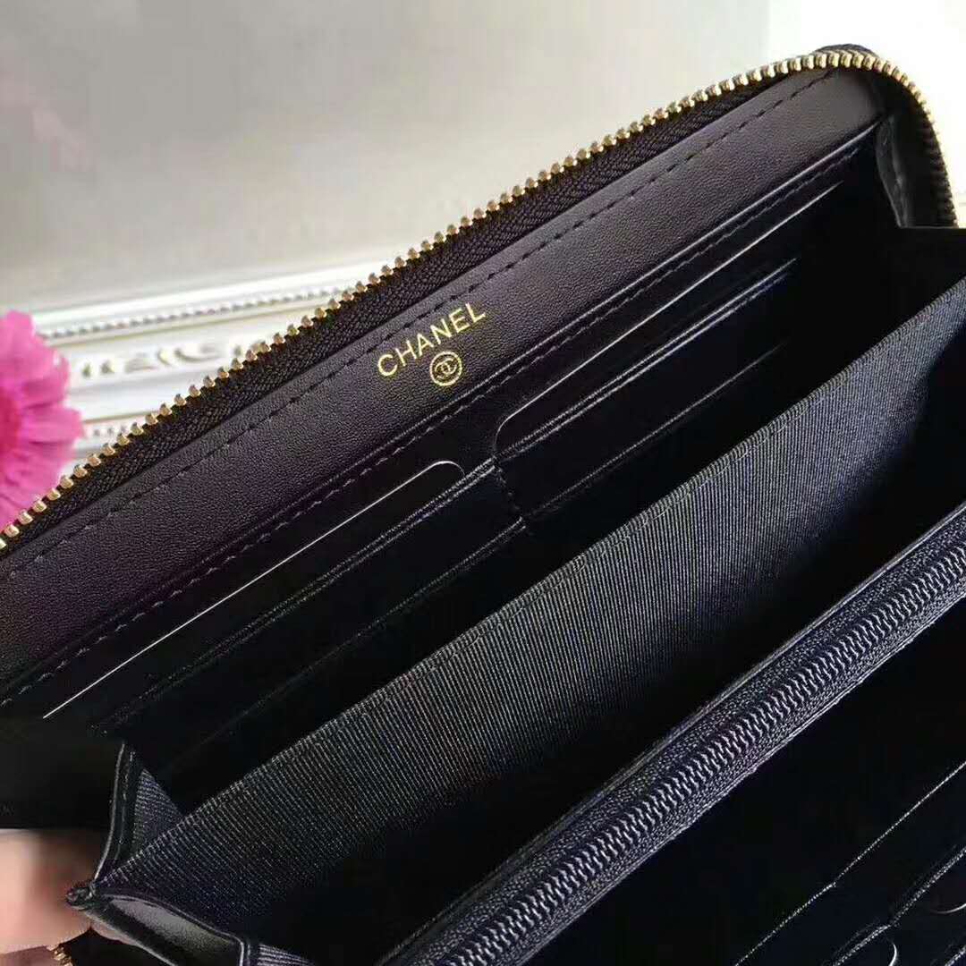 Chanel Boy Chanel Zipped Wallet in Grained Calfskin & Gold-tone Metal-Black - Image 7