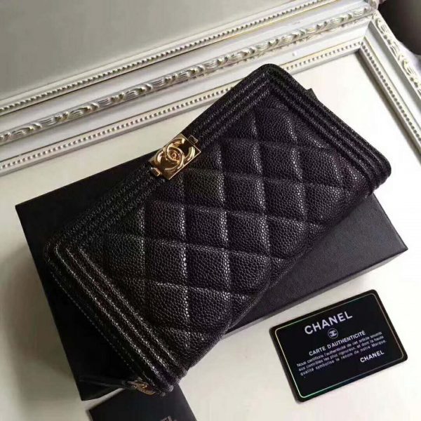 chanel_boy_chanel_zipped_wallet_in_grained_calfskin_gold-tone_metal_7__1