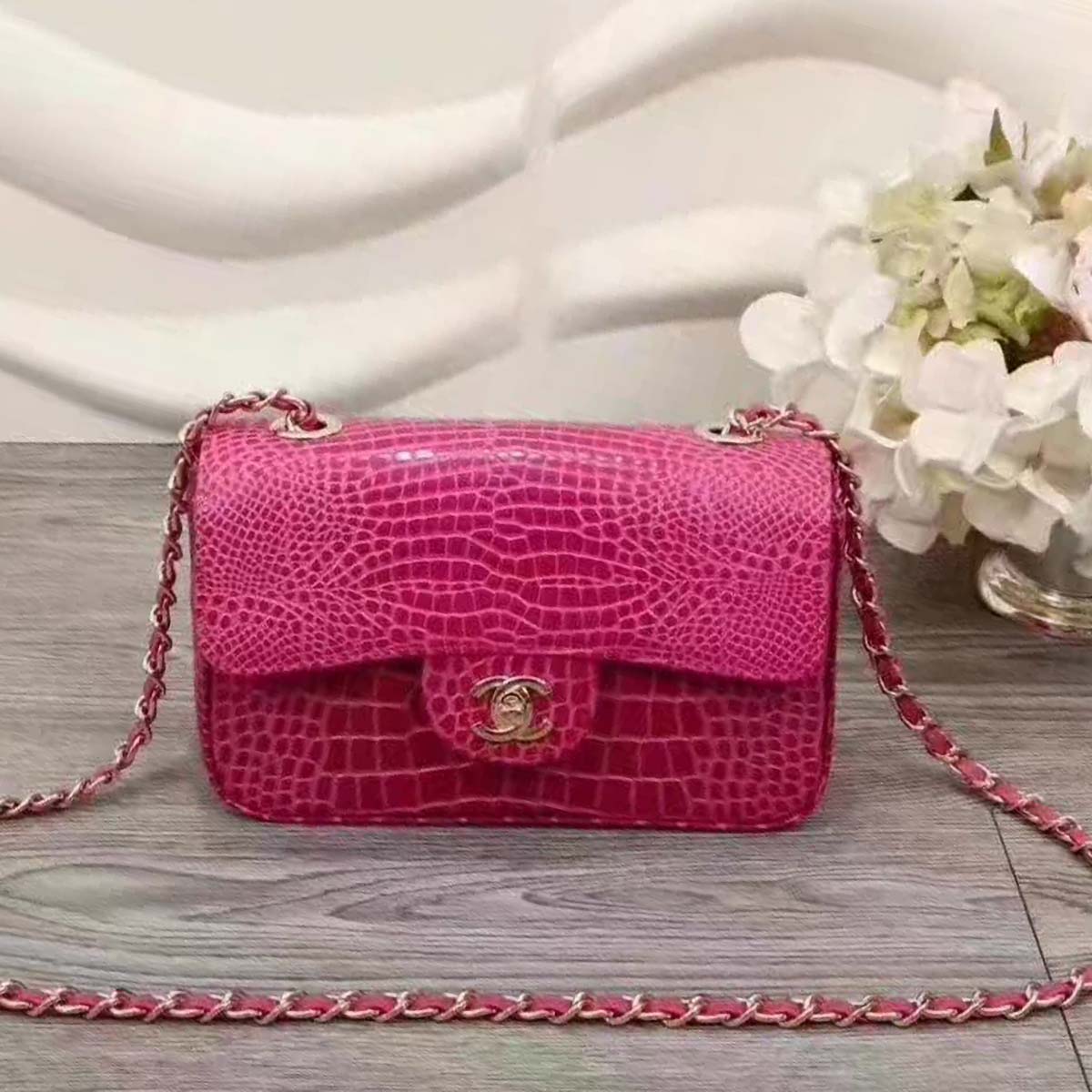 chanel_medium_iconic_classic_single_flap_bag_with_alligator_pattern-black_1