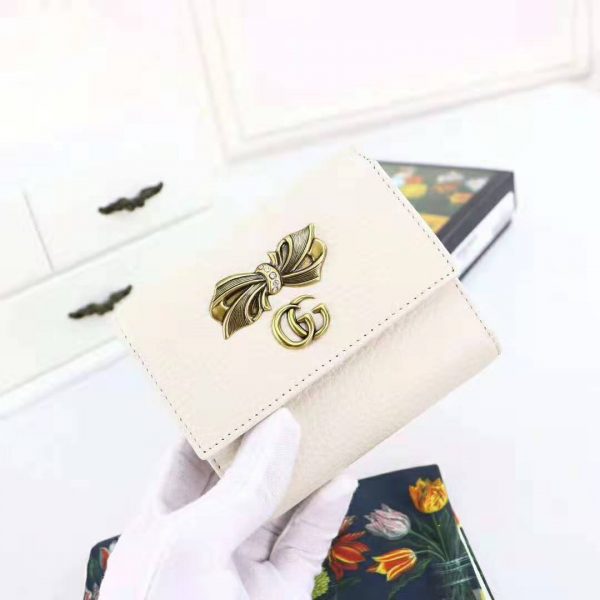 gucci_gg_women_leather_wallet_with_bow-white_1_