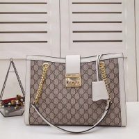 gucci_gg_women_padlock_medium_gg_supreme_canvas_shoulder_bag-white_2_