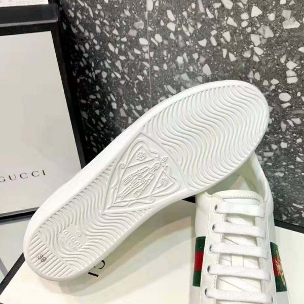 gucci_men_ace_embroidered_sneaker_bee_in_white_9__1