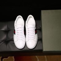 gucci_men_ace_embroidered_sneaker_shoes_with_tiger_web-white_3_