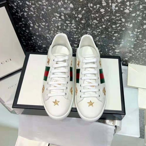 gucci_men_ace_embroidered_sneaker_stars_and_bees_in_white_2_