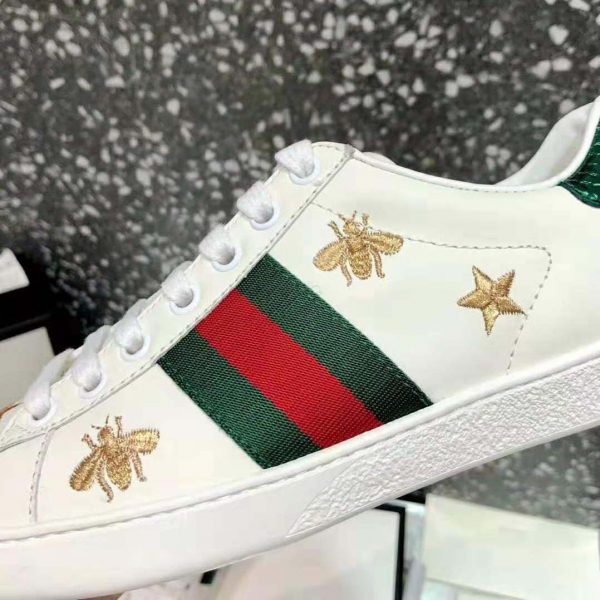 gucci_men_ace_embroidered_sneaker_stars_and_bees_in_white_7_