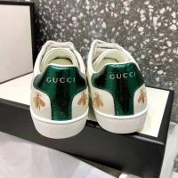 gucci_men_ace_embroidered_sneaker_stars_and_bees_in_white_1_