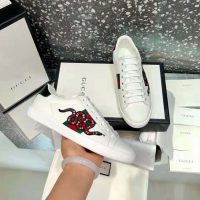 gucci_men_ace_embroidered_sneaker_with_an_embroidered_kingsnake-white_1_