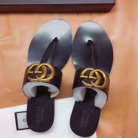 gucci_men_leather_thong_sandal_with_double_g-black_7_