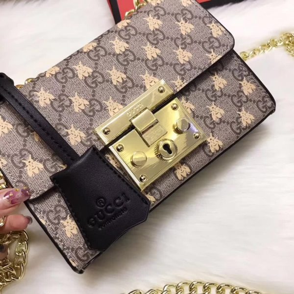 gucci_padlock_small_gg_bees_shoulder_bag_in_gg_supreme_canvas-brown_12_