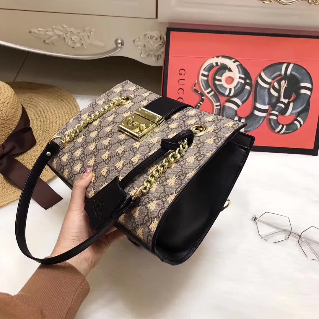 1:1 Replica Gucci Padlock Small GG Supreme Canvas Shoulder Bag with Printed Bees - Image 7