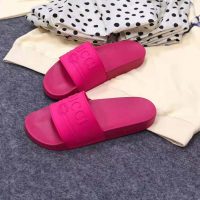 gucci_unisex_gucci_logo_rubber_slide_sandal-rose_1__1_1