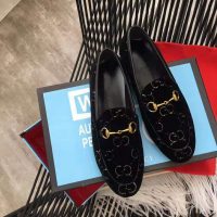 gucci_unisex_jordaan_gg_velvet_loafer-black_1_