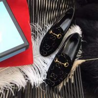 gucci_unisex_jordaan_gg_velvet_loafer-black_1_