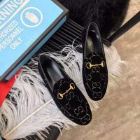 gucci_unisex_jordaan_gg_velvet_loafer-black_1_