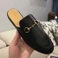 gucci_unisex_princetown_leather_slipper-black_2__1