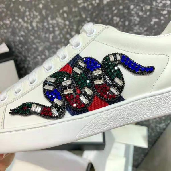 gucci_women_ace_embroidered_sneaker_with_crysta_embroidered_kingsnake_appliqu_-white_9_