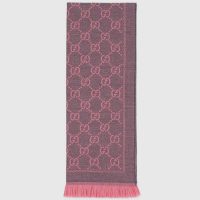 gucci_women_gg_jacquard_pattern_knitted_scarf-pink_1_