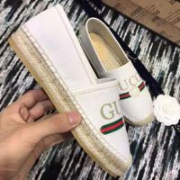 gucci_women_gucci_logo_canvas_espadrille_2cm_platform-beige_1_