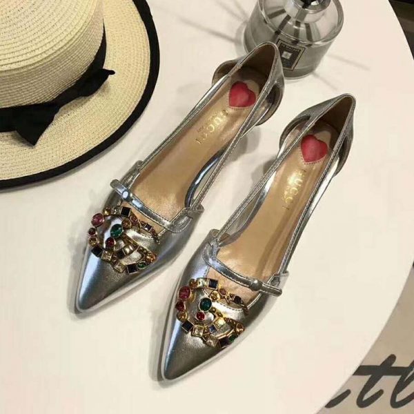 gucci_women_shoes_metallic_leather_pump_with_crystal_double_g_20mm_heel-sliver_2__2_1
