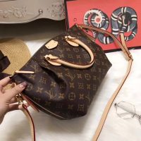 louis_vuitton_lv_turenne_pm_handbag_m48813