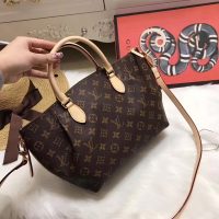 louis_vuitton_lv_turenne_pm_handbag_m48813