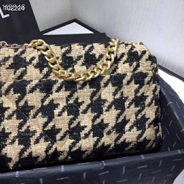 Chanel Women 19 Maxi Flap Bag-Black and Sandy (4)