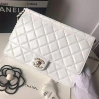 Chanel Women Flap Bag White Ringer Pearl in Goatskin Leather (1)