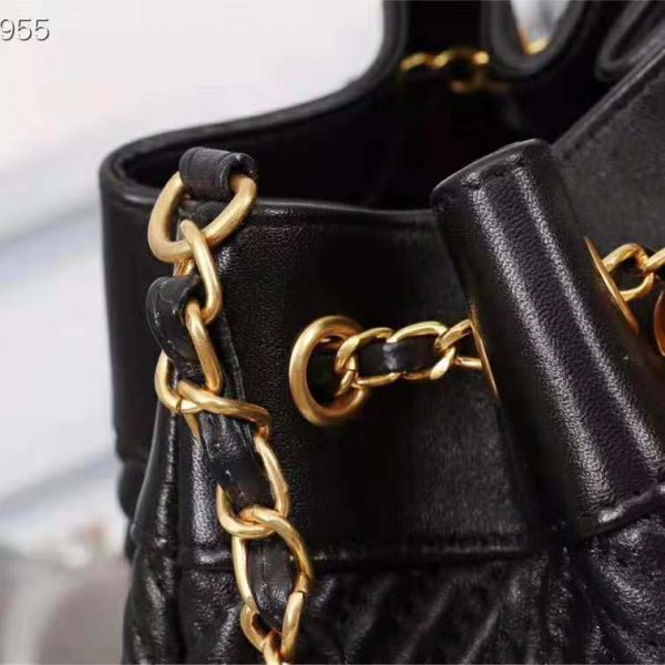 Chanel Women Small Camera Case in Lambskin Leather-Black (7)