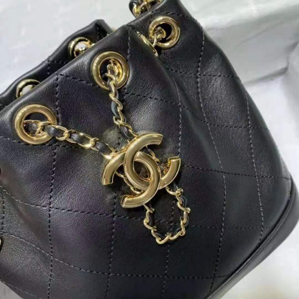 Chanel Women Small Drawstring Bag in Calfskin Leather-Black (6)