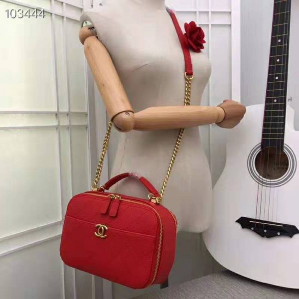 Chanel Women Vanity Case in Embossed Grained Calfskin Metal Chain-Red (4)