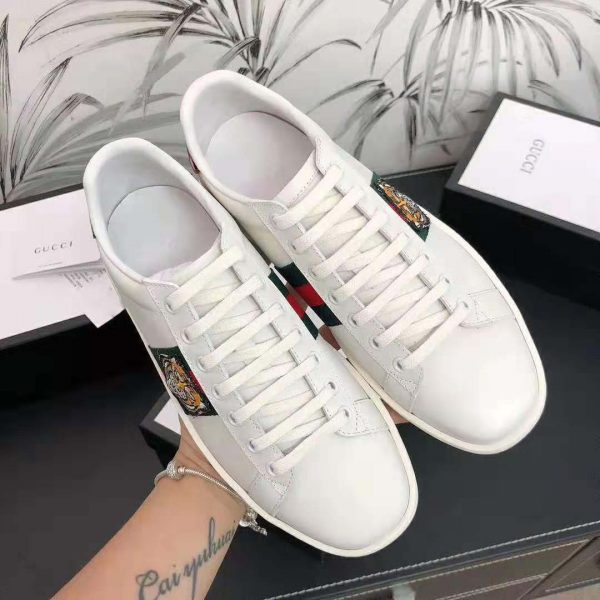 Gucci Men Ace Embroidered Sneaker with Embroidered Tiger Appliqué-White (3)