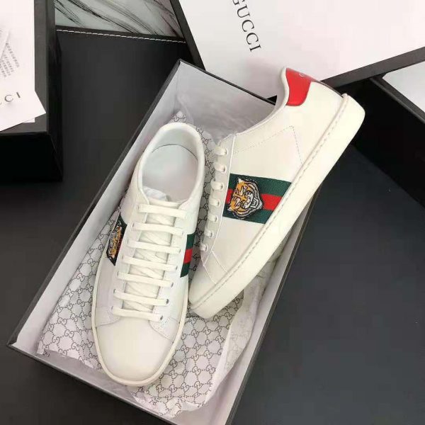 Gucci Men Ace Embroidered Sneaker with Embroidered Tiger Appliqué-White (8)