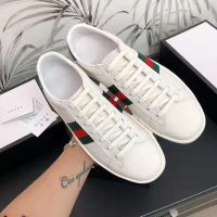 Gucci Unisex Ace Leather Sneaker White Leather with Green Crocodile Detail (1)