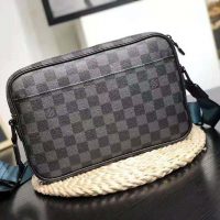 Louis Vuitton LV Men Alpha Messenger in Classic LV Damier Graphite Canvas-Grey (1)