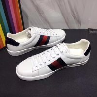 gucci_men_ace_low-top_sneaker_shoes_in_leather_with_web-navy_blue_1__1