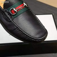 gucci_men_leather_driver_with_web-black_1__1