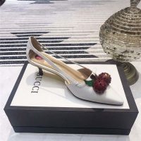 gucci_women_leather_cherry_pump-white_2_