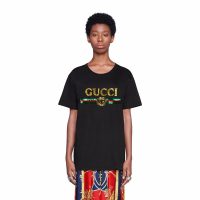 gucci_women_oversize_t-shirt_with_sequin_gucci_logo-black_2_