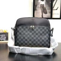 Louis Vuitton LV Men Dayton Reporter PM in Monogram Canvas-Grey (2)