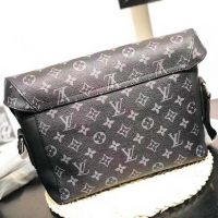 Louis Vuitton LV Men Messenger PM Voyager in Monogram Eclipse Canvas-Grey (1)