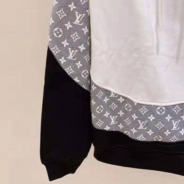 Louis Vuitton LV Men Monogram Circle Cut Hoodie in 100% Cotton-Grey (1)