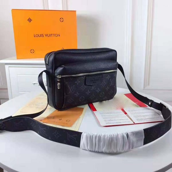 Louis Vuitton LV Men Outdoor Messenger Bag in Taïga Leather with Monogram Canvas-Black (3)