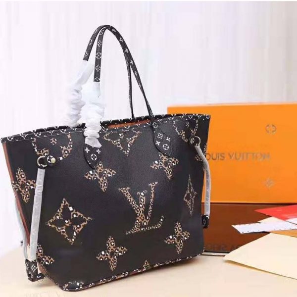 Louis Vuitton LV Women Neverfull MM Tote Bag in Monogram Canvas-Black (4)