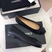 Chanel Women Ballerinas in Lambskin & Patent Calfskin-Black (1)