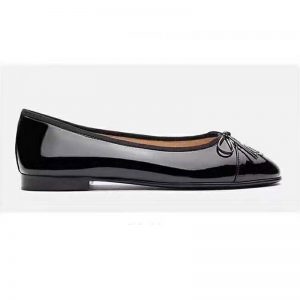 Chanel Women Ballerinas in Patent Calfskin Leather-Black