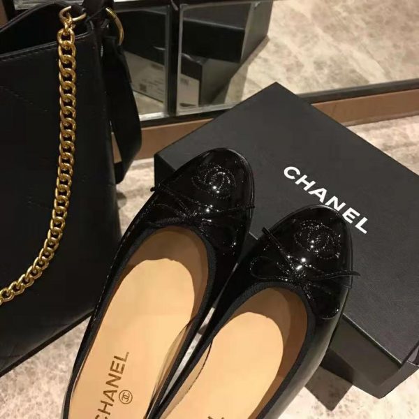Chanel Women Ballerinas in Patent Calfskin Leather-Black (5)