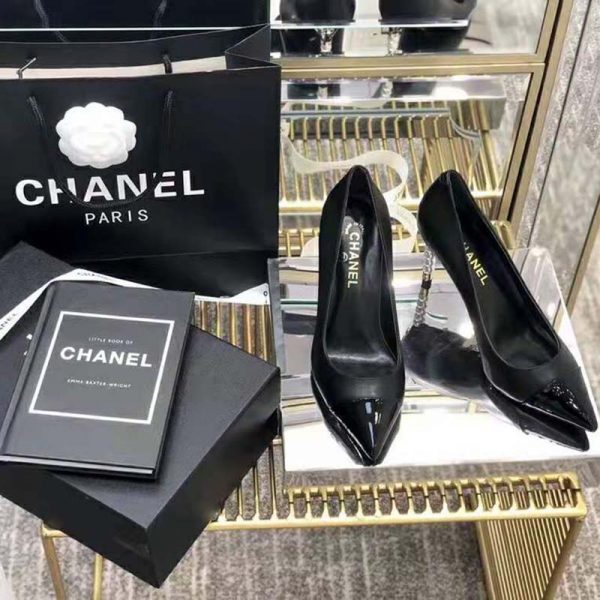 Chanel Women Pumps Lambskin & Patent Calfskin 10 cm Heel-Black (2)