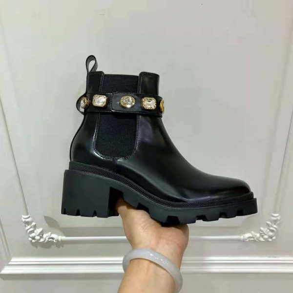 Gucci Women Gucci Leather Ankle Boot with Belt in Black Leather 6 cm Heel (9)