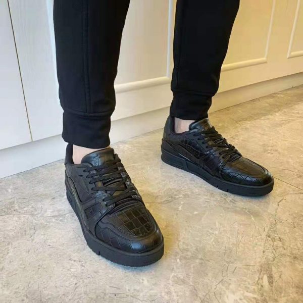 Louis Vuitton LV Men LV Trainer Sneaker-Exclusively Online in Alligator-Embossed Calf Leather-Black (7)