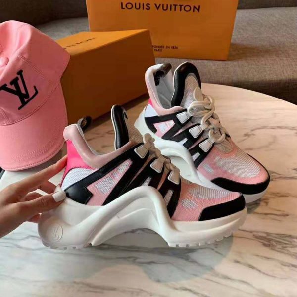 Louis Vuitton LV Unisex LV Archlight Sneaker in Calf Leather and Technical Fabric-Pink (9)